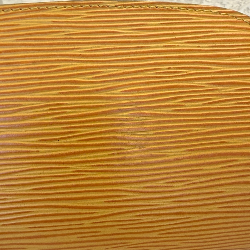 Louis Vuitton Yellow Epi Pouch - Picture 14 of 14